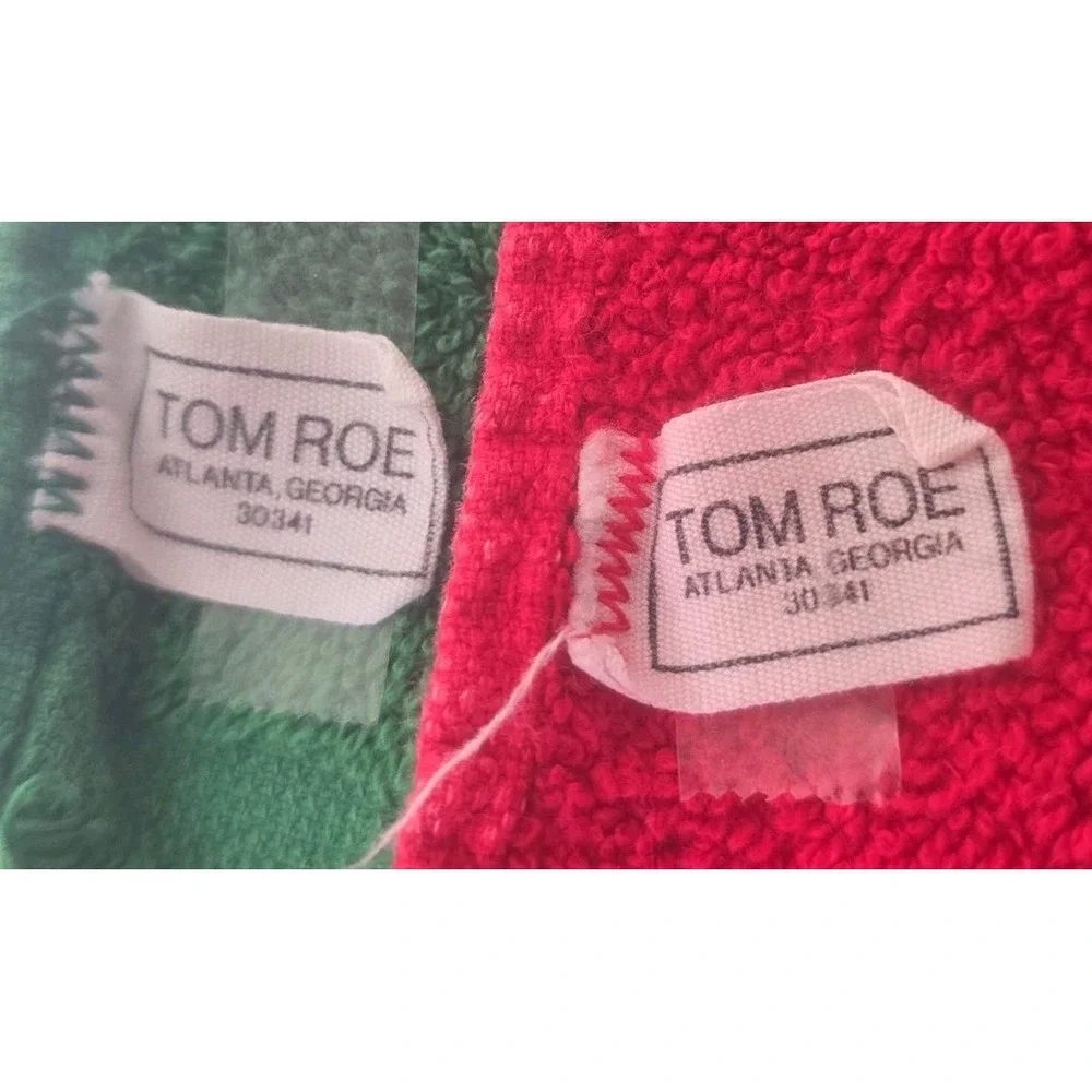 Tom Roe Vintage Christmas Hand Towels Set of 2 Red Green Bear Cotton USA Fringed